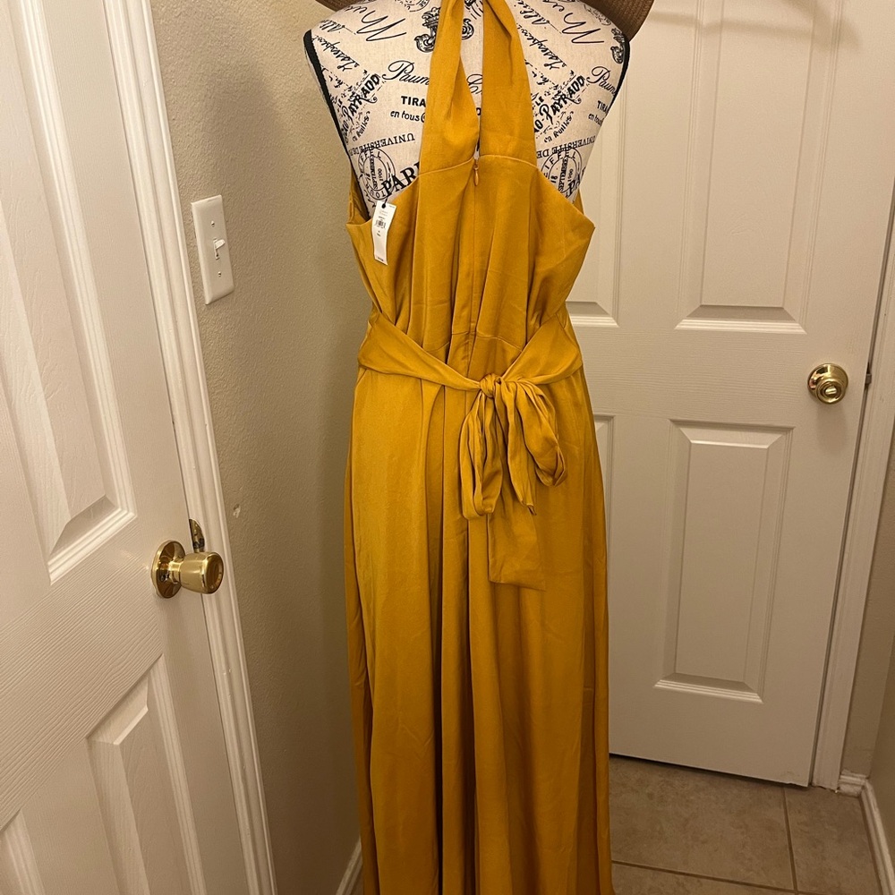 Banana Republic Mustard Maxi Dress - Picture 2 of 3